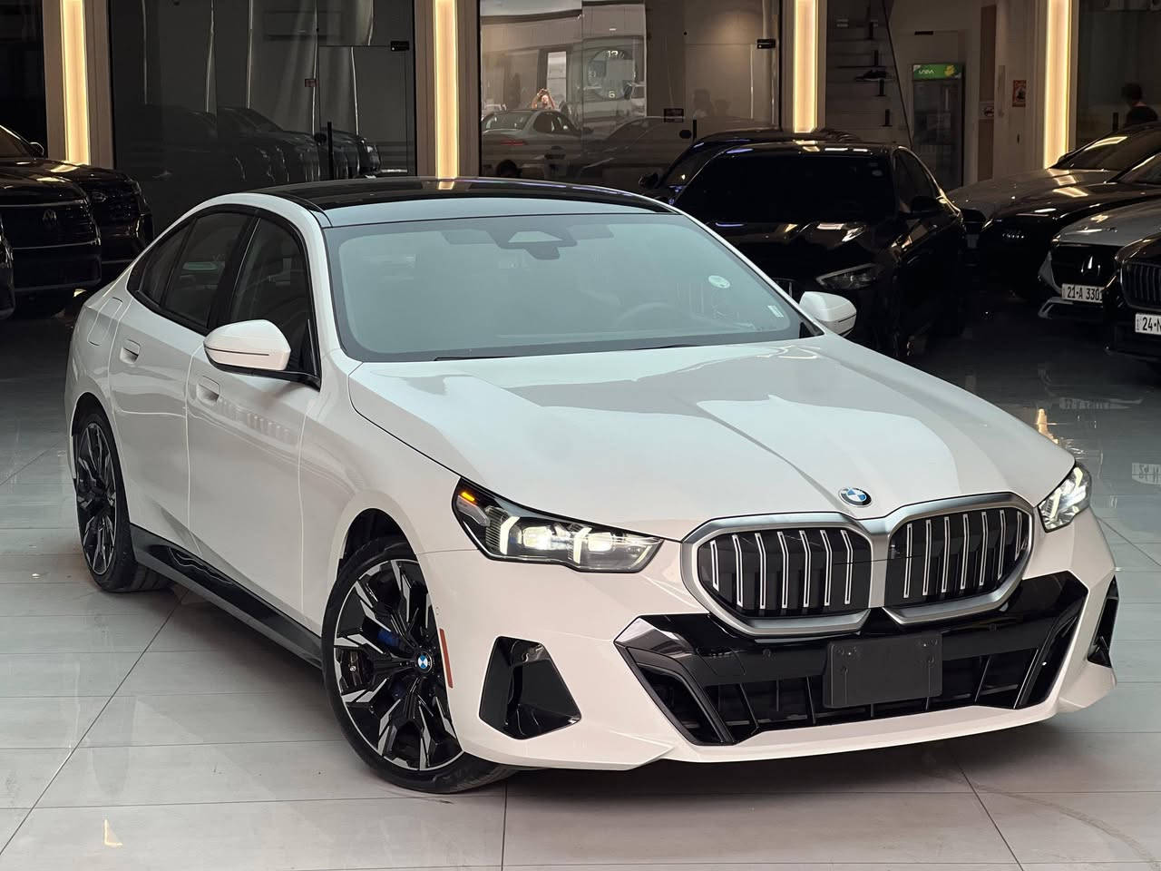 BMW 530i M-Pro 2026
X.Drive 
Clean title 
كلين تايتل كفاله عامه من زلخه هم 
للاستفسار اكثر 
العنوان اربيل معرض AMG
***********
***********
