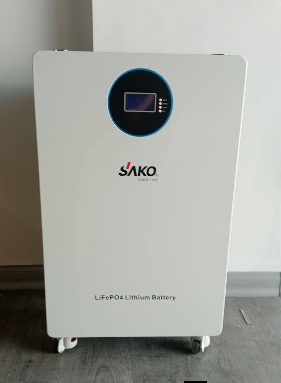 يتوفر اجهزة انفيرتر وبطاريات نوع ساكو SAKO للطلب والاستفسار *********** واتساب
Battery 
 5kw 755$
10kw 1295$
15kw 1610$
16kw 1755$
30kw 3180$

Inverters
Sunin 6kw ip67 hyb 710$
Sunin 8kw ip67 hyb 1055$
Sunin 12k 3phase ip67 hyb 1370
Sunon 6.5kw hyb 340$
Sunon 6.2k hyb 310$
Sunpolo 6kw 390$
Sunpolo 11k hyp 630$
Sunon PRO 5.5kw 285$
