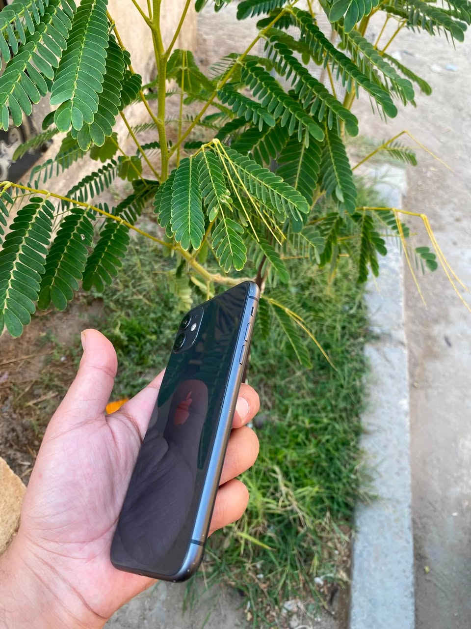 📱 آيفون 11 | 128GB للبيع
✅ نظافة 100% ✅ جهاز نظيف جداً وسلس ✅ ذاكرة 128GB ✅ مستبدل شاشة نوعية حلوة ومرتبة كلش
💰 السعر: ٢٠٠ ألف  فقط
📍 العنوان: بغداد – البياع
🚚 يوجد توصيل داخل بغداد
📲 للتواصل واتساب :***********
