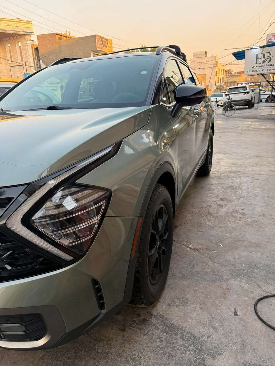 سبورتج 2023 فئه xpro
سياره امريكيه حادثها غرق طابه تعمل وتسير الغرق واصل للدوسه فقط
ممشى السياره 40km
مواصفاتها معروفه فول مواصفات 
كشنات تدفئه تبريد تدفئه ستيرن 
كامرات 360درجه
كراسي كهرباء 
بانوراما
وبعد بيها هوايه مواصفات
مكان سياره بغداد 
الرقم ***********
