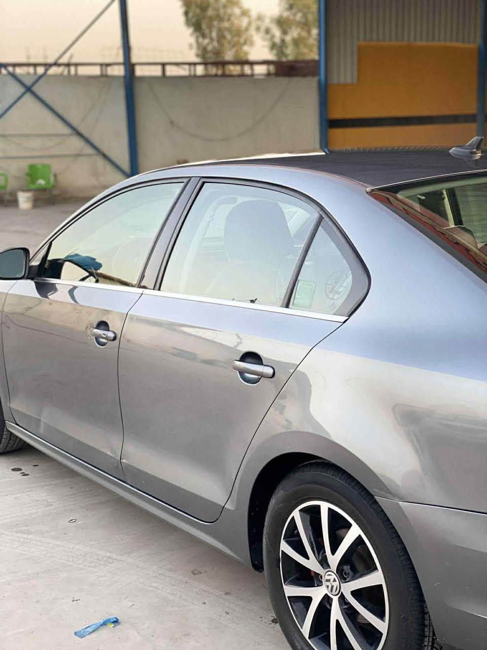 جيتا 2018 للبيع فقط
رقم اربيل و السنوية ساقطة

السيارة فول مواصفات

فتحة سقف

رادار خلفي 

مقاعد جلد

مقاعد تدفئة

بصمة تشغيل

بصمة ابواب

ماشية 102 mi

السيارة بيها اربع قطع

حادثها في امريكا صندوك و جاملغ خلفي كلير

و بالعراق جاملغ جهة السكن و بنيد صبغ

السيارة بدون ايرباك بدون دواخل

كير و مكينة كفالة عليها ادامة للمكينة

مكاني ديالى بعقوبة

السعر 100 و بيها مجال كلش بسيط

للاستفسار الاتصال على الرقم 

***********

