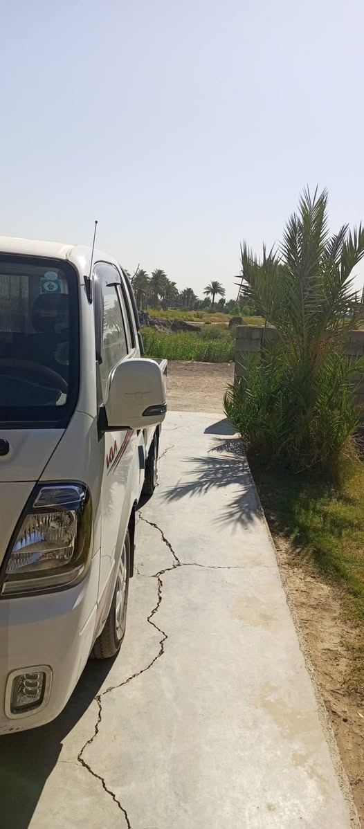 سلام عليكم كية موديل 25 للبيع رقم بغداد نكليزي سنوية مجدد لل 30 سيارة بحالت وكالة اخت زيرو كفالة عامة السعر 165 رجائن لمو شراي ليتصل ***********  سيارة ماشي 32 الف
