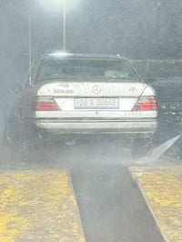 مرسيدس ٣٠٠ • ١٩٨٨ • ديزل