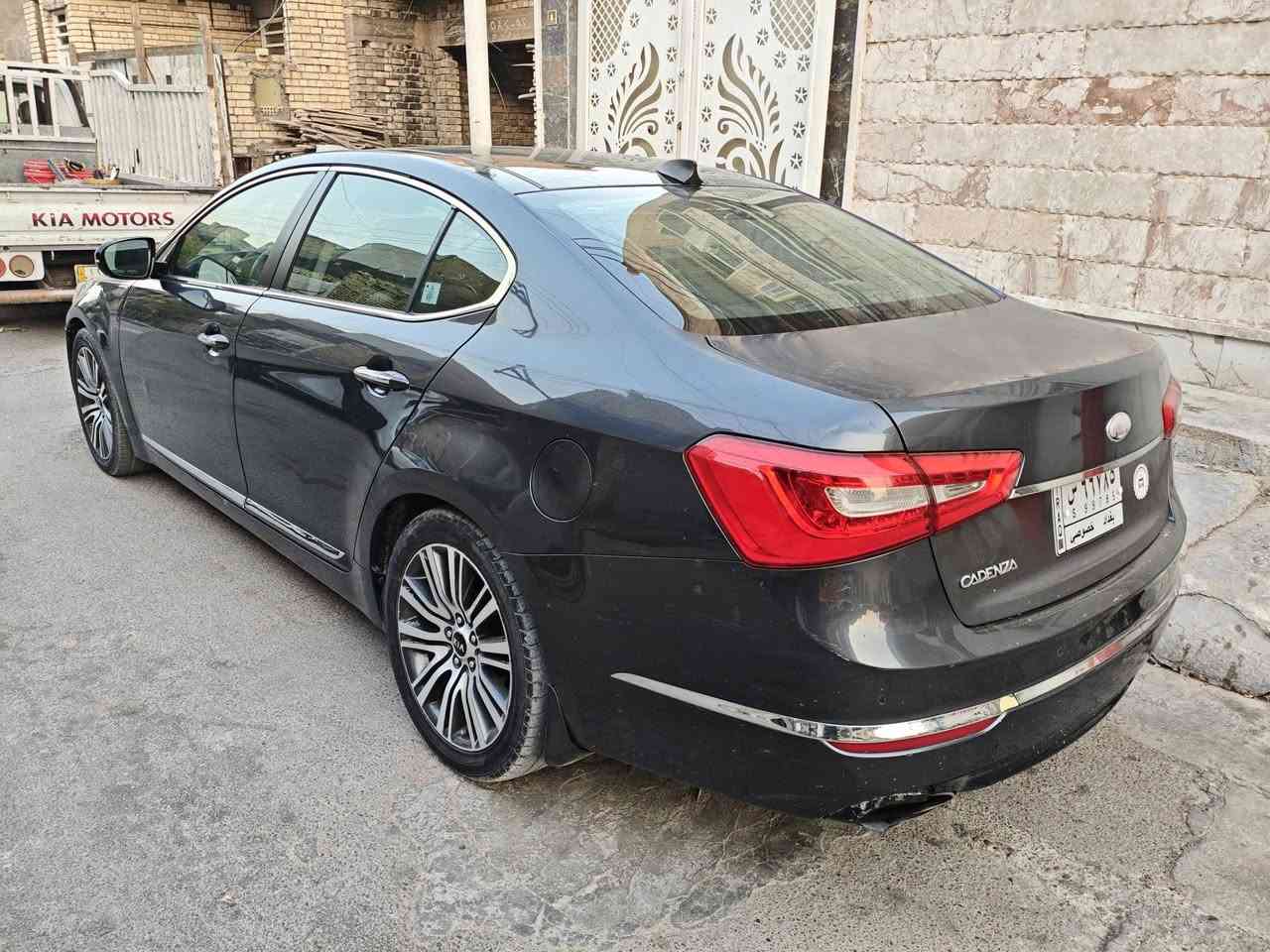 للبيع او مراوس
كادينزا 2014 (امريكي) V6
-رقم بغداد 
-ماشيه  255 الف كـيلو
-فول مواصفات -سقف بانوراما بالكامل
-نظام ترحيب
-اشاير بل مرايه مع انارة (مرايه شفط )
-كشنات تدفئه تبريد
-كشنات كهرباء 
-كشنات خزن ( ميموري)
-ستيرن تدفئة 
-شفتات ستيرن رياضي بلاديه
-(لايت زينون شادلهه منضومه ب 500 الف )
-مرايات قلاب مع ال (R)
 -نظام صوتي من شركة (  INFINITY ♾️ )
-تبريد ثلـج قطعتين
الضرر : موضح بالصور
السياره بدون دواخل بدون ضرر داخلي ابدآ
ملاحظة: السياره عليها ادامه من بلكات ونوزلات وبدلت قاعده فيت بم اصلي وصدر خلفي قبل يومين شديته يم احمد الحداد 
السعر: 113ورقه وبيها مجال 
🛑مكان السيارة بغداد(حي الجهاد )
للاتصال : ***********

