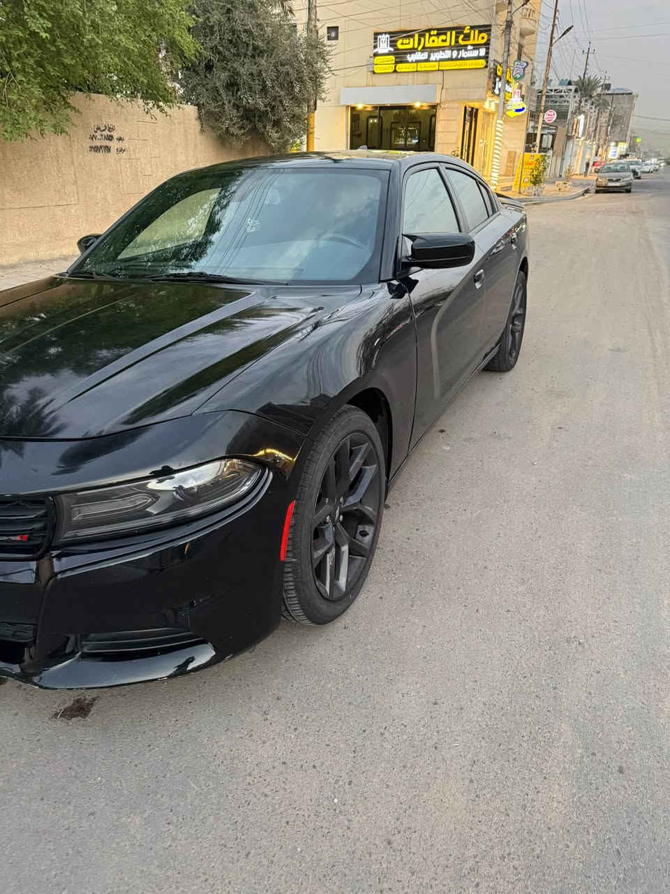 للبيع دودج جارجر sxt بلاك توب موديل 2020 رقم بغداد تحويل مباشر
المواصفات 
1.بصمه وتشغيل عن بعد
2.مري قلاب
3.مقاعد اماميه كهرباء + تدفئه وتبريد
4.مقاعد خلفيه تدفئه
5.ستيرن كهرباء + تدفئه
8.مقاعد جلد 
9.شاشه وسط
10.كشنات ميموري 
11.رادار جانبي + نقاط عمياء
وباقي المواصفات المعروفه
 السعر 195 وبيها مجال بسيط حگ الجيه
حادثها بنيد فقط وصور الحادث مرفقه بالمنشور
ماشيه 64 ميل
للاتصال ***********
بغداد
