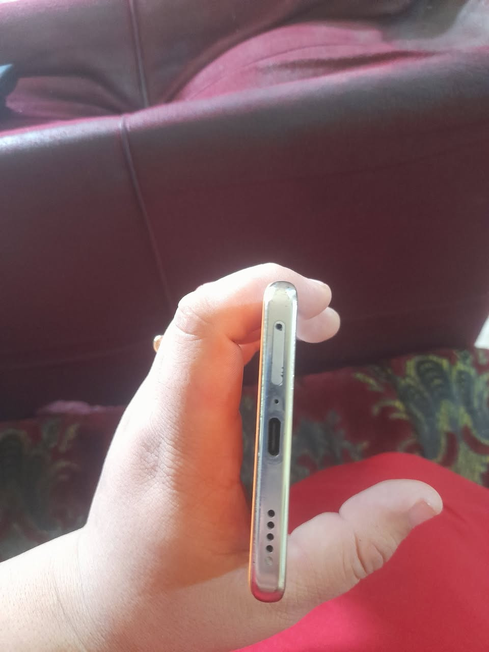 جهاز للبيع هونر اكس 9بي الجهاز نضيف
الجهاز مصارله هواي عندي

الجهاز كله بلادي مامبدل بي شي على الفحص وتاخذه 

رايدته ب295

العنوان ديالى بعقوبه تقاطع الساده 

الاتصال على الرقم او مراسله الواتس ***********
