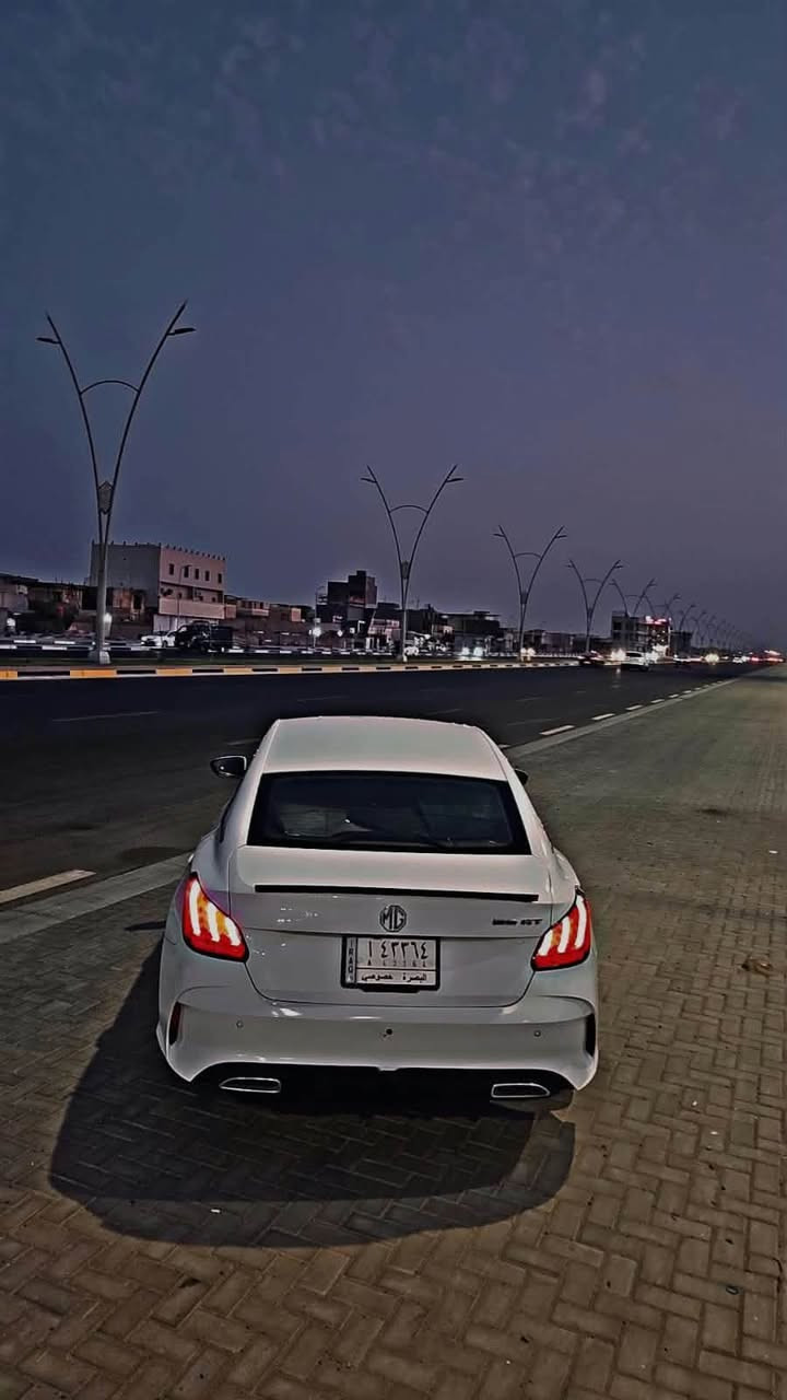 🚘 للبيع MG GT موديل 2022 🚘
سيارة MG GT موديل 2022 بحالة ممتازة جداً، نظيفة ، وسعر مناسب علماً ان السيارة داخل ضمان الوكالة وكل تبديل الدهن في الوكالة. السيارة بأسمي تحويل ثاني يوم 

✨ المواصفات والمميزات:

* موديل: 2022
* اللون: أبيض ثلجي
* الشكل شبابي رياضي 
* محرك 1.5 المرغوب 
* ماشية 100 km 
* تصليح ربع الجاملغ الخلفي مع تبديل باب خلفي

💰 السعر: 95 $ 
📍 الموقع: البصرة / مدينة الامل السكنية

📞 للاستفسار والتواصل:  ***********
