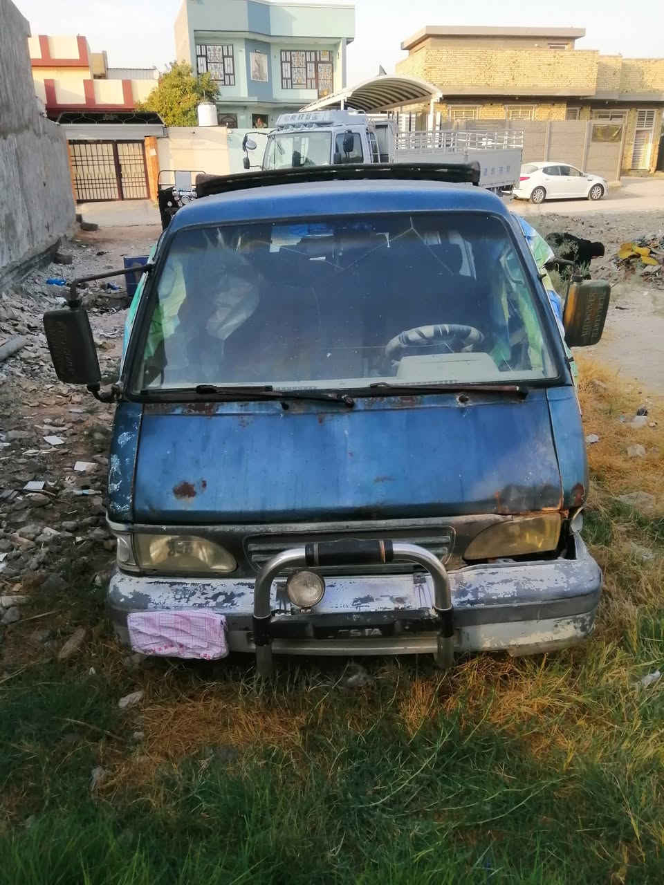 كيا بسته موديل ٩٥ للبيع سعر ١٠ أوراق بيه مجال بسيط مكاني حله قرية الجمجمة الرقم *********** او مراسلة الصفحه،،
