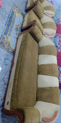 طقم كنب • ٣قطع • ٦نفرات