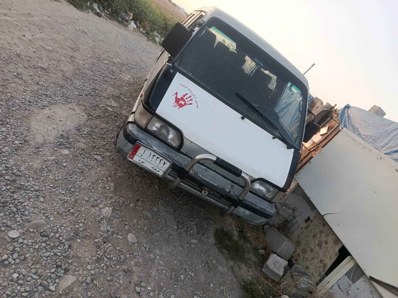 السلام عليكم كيا بستا موديل 96 كفاله عامه جيرو مكينه واكسل تخم تاير حداديه صدر تحويل وك شرط تحويل وكاله هيئه وغرامات صفر والشراي بيه خير ويتدلل؟؟؟‏‪***********‬‏
