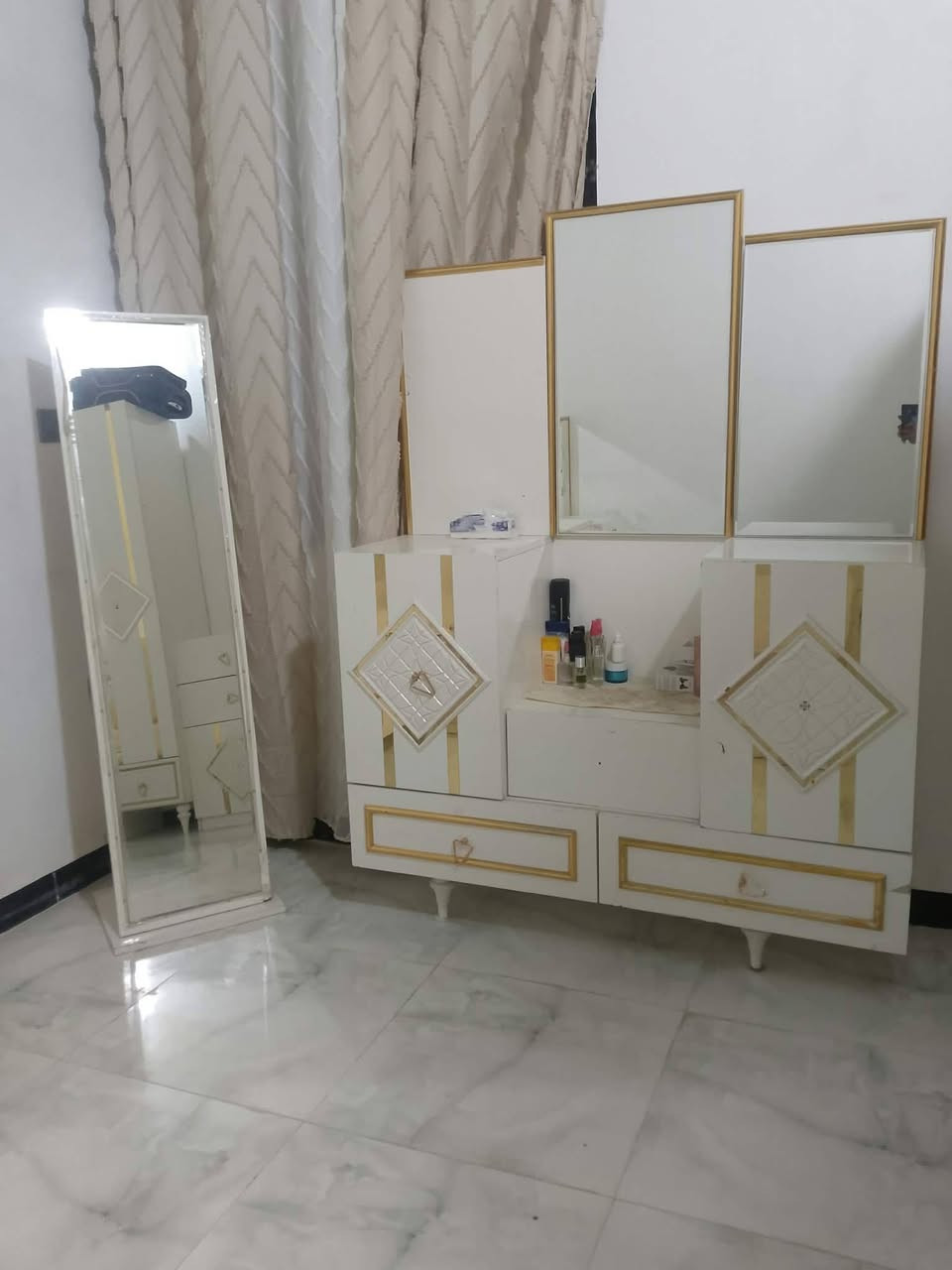 بيع مستعجل 8 قطع هاذا رقم راعيه ‏‪***********‬‏
