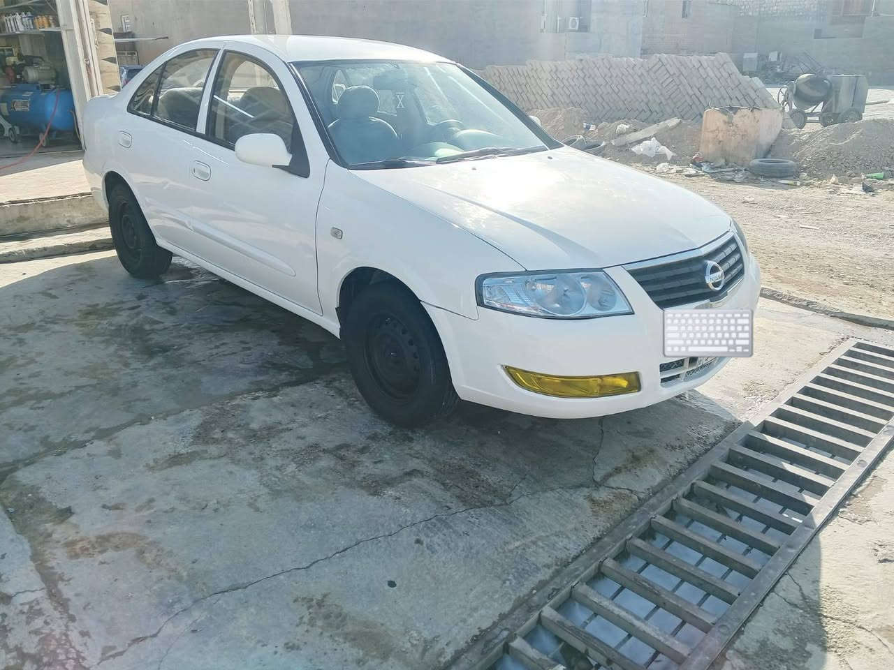 سيارة سني نيسان موديل 2009 للبيع كير محرك شرط لا تنقيص ولا تبخير كهربائيات شغاله بلاديه تدفئه تبريد شغال دوشمه جديده سياره كامله رقم بغداد تحويل ثاني يوم 
مكانه صلاح الدين سامراء  فقط نقد الضرر باب خلفي بارد 
الرقم ***********
