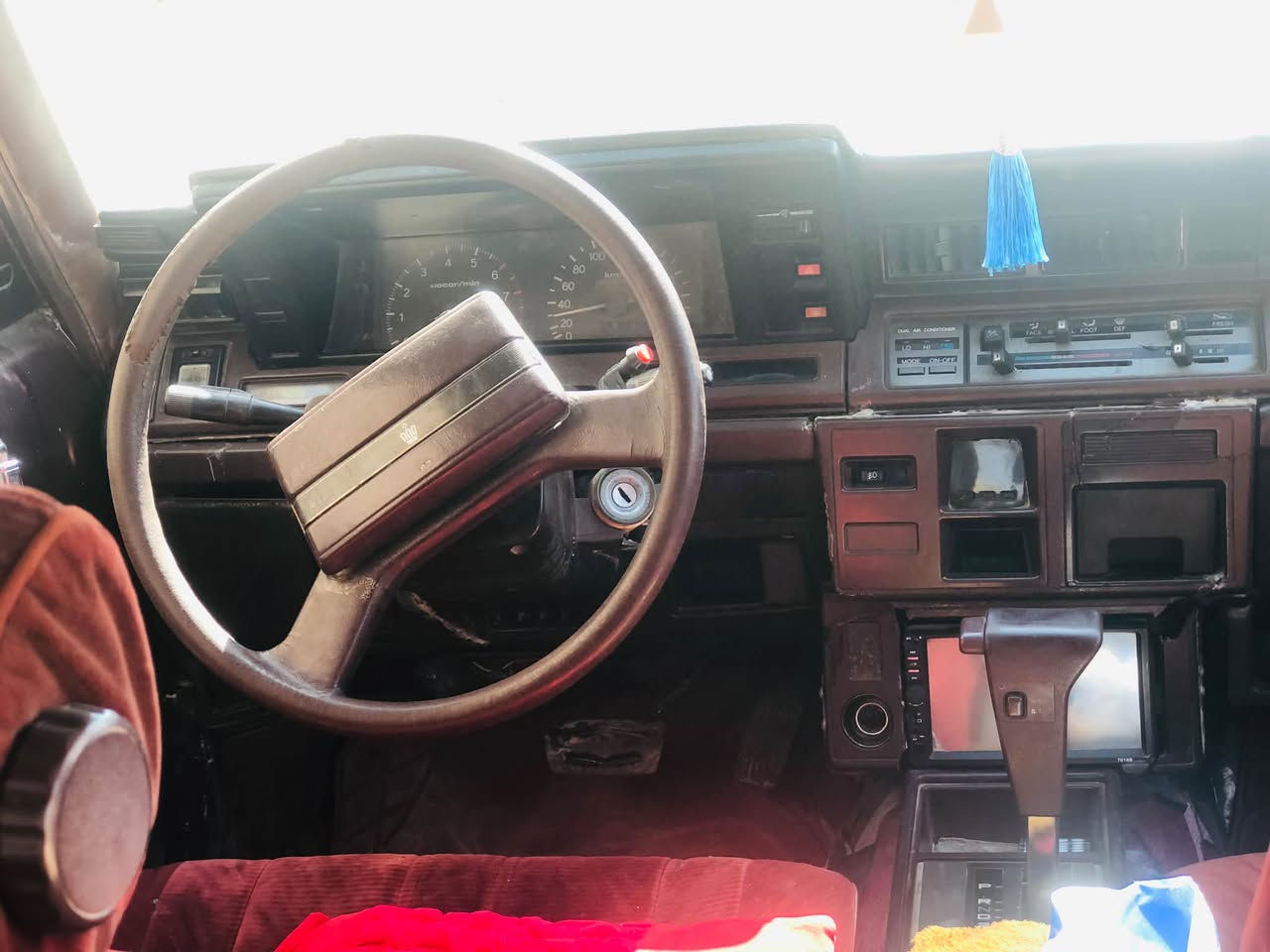 سيارة سوبر مديل1987
مكينة VVT وكير ضمان جدد

دواخل نضيفه

تبريد خير من الله
 
الرقم انكليزي ذي قار تحويل ثاني يوم

السعر 28وبيها مجال

مكان ذي قار سوق شيوخ كرمة بني سعيد 

الاتصال او الاستفسار على الرقم ***********
