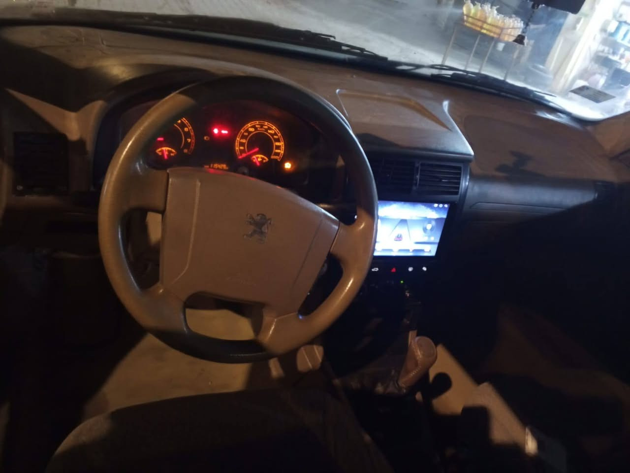 سياره بيجو 18بسمي بغداد بيها طخات بالباب والجنطه
كير ومكينه لاتنقيص ولاتبخير تبريد ثلج تخم تاير باتري السنويه صاقطه صار سبوع عابر التاريخ السعر 52وبيها مجال ***********
(مكلف بالنشر)
