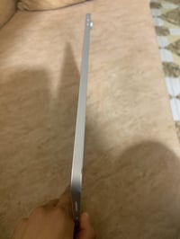 آيباد ١١ • ذاكره ١٢٨ • بطاريه ٩٩