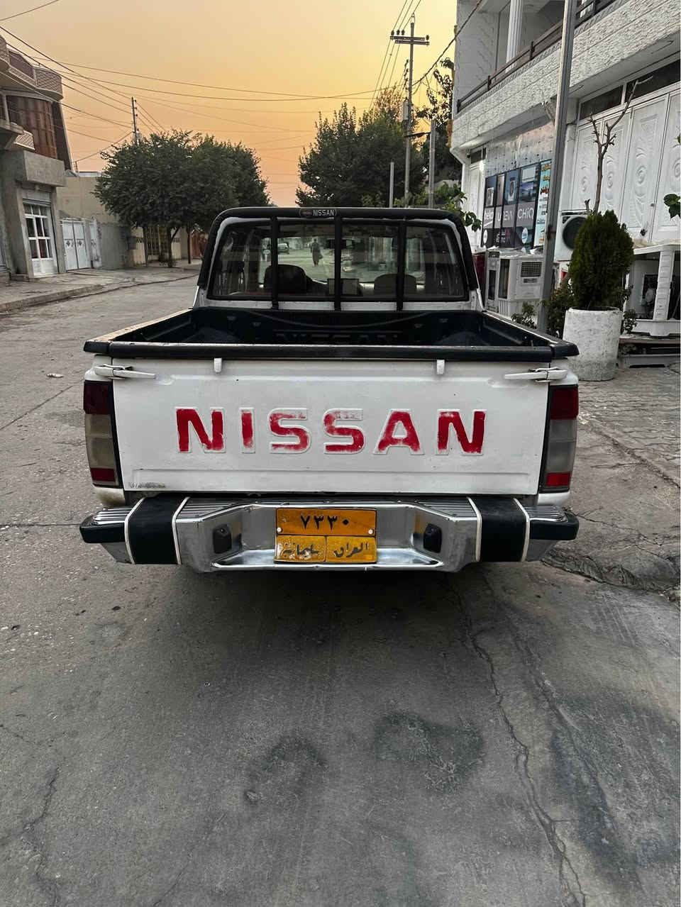 نیسان دەبڵ ٢٠٠٧ یابانی رەقم سلیمانی
 سەنەوی یەشتا بەسەر نەچوە 
گێرو مەکینەی بە شەرت 
بێ تەقە و ڕەقە مەسرەفی نیە
 تایەی لۆکە 
سۆنەری دانراوە
نرخ ١٠٢  گەڵا کەمیك معامەلە
***********
*********** السليمانية, العراق
