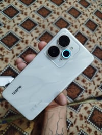 ريلمي 15 برو • ٥١٢ • نجف