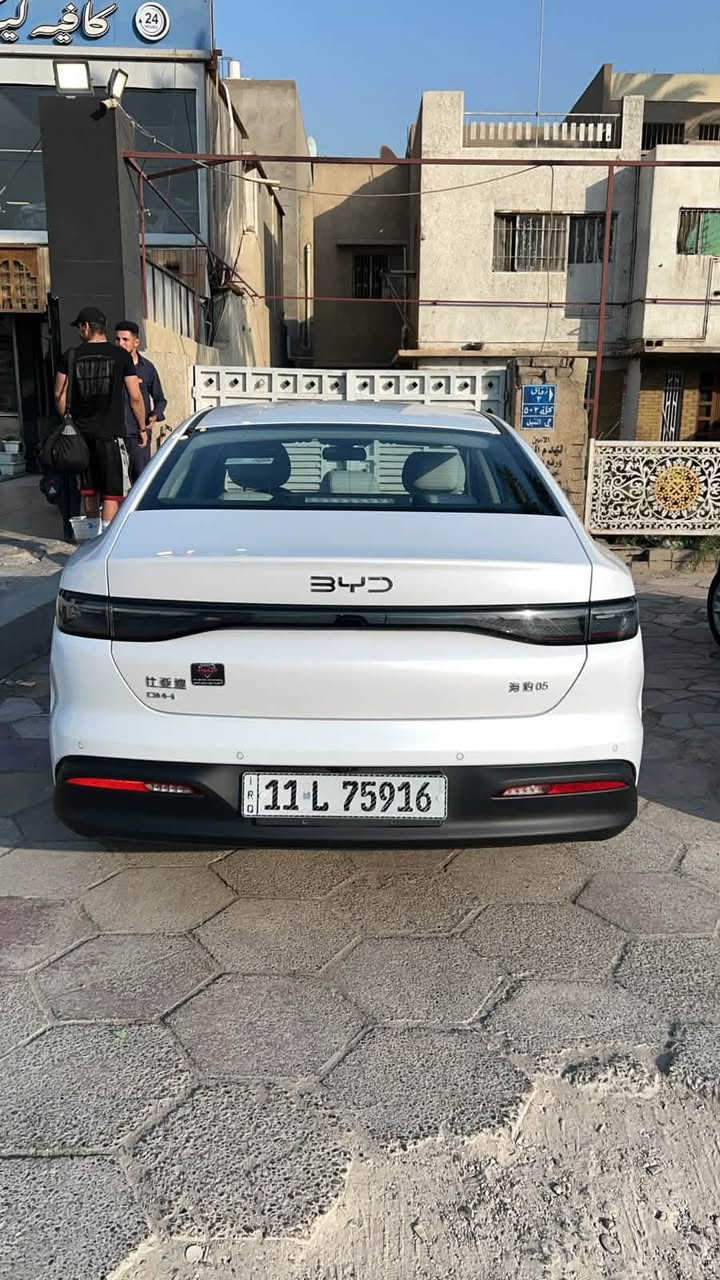 بي واي دي سيل فايف
رقم بغداد ويل كروم
ماشية 6000 على وضعية الشركة
شاحنة أيرث مع دواسات فايبر
بيها طخات بسيطة 
مكانها بغداد زيونة 

‭***********‬
