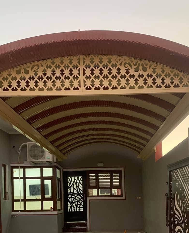 دار للبيع مساحة ٣٢٠ متر واجهة١٦×٢٠  متر تجاوز واقعة في حي الصدر مقابل حي السلام البيت ركن مساحة البيت ٢٠٠متر مع الممر من الجانبين حديقة خارجية ١٢٠ متر 
البيت نظام تبريد مركزي ( دكتات) فول سيراميك يحتوي على غرفتين نوم ٥×٤ + استقبال ٦×٤ × مطبخ حار و مطبخ بارد + هول ٧×٤ متر 
+ كراج كبير للسيارة +بيتونة كبيرة 
البيت بناء جديد لا يتجاوز ٦ سنوات نظيف بمعنى الكلمة للتواصل رقم الهاتف ***********
