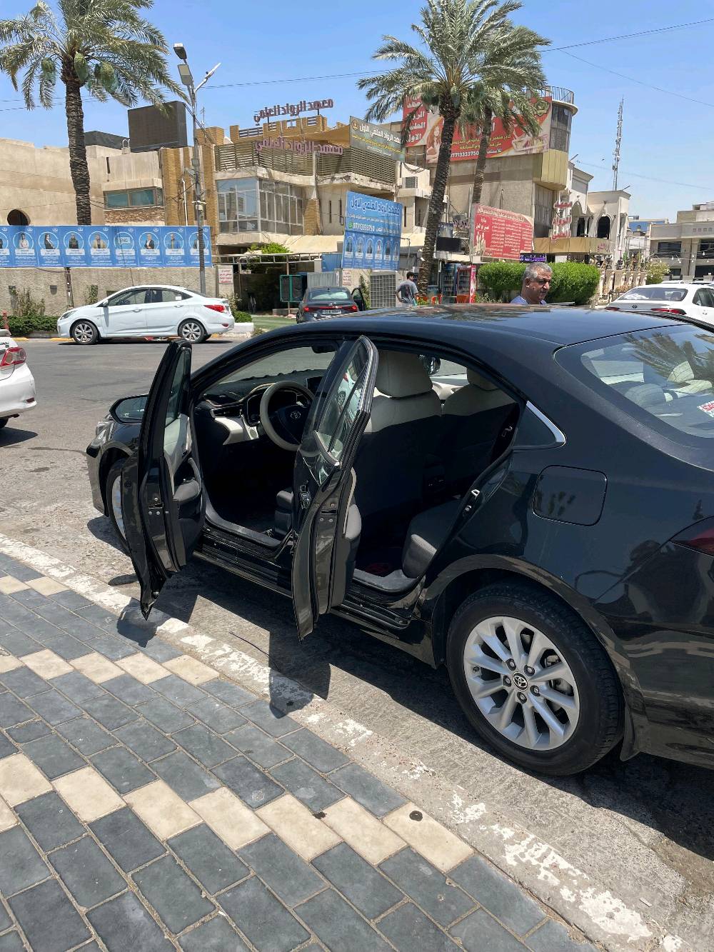 سيارة كورلا ساز صفرية للبيع 2022 دواخل غير ملموسة ماشية فقط عشرة الاف كيلو اوتوماتيك بنزين اسود فول مواصفات بدون فتحة سقف كاملة مكملة من كل التفاصيل السعر 180 ورقة
ممكن تذكرلي الموديل/الفئة بالضبط؟ يعني SE / XLE / GLI لو شنو حتى المشتري يعرف المواصفات الدقيقة.: 
Gli
السيارة وين موقعها هسه بالضبط بأي محافظة/منطقة؟ وهل متاحة للفحص بأي وقت؟: 
بغداد المنصور 
شنو وضعها القانوني والأوراق؟ عادية لو منوكتها/استيراد، وكلشي باسمك لو بيها وكالة/تحويل؟: 
باسمي
بيها أي صبغ أو سمكرة أو تبديل قطع من قبل لو كلها وكالة؟ وإذا أكو، شنو الأماكن تحديداً؟: 
كلها وكالة
السعر 180 ورقة نهائي لو بيه قابلية للتفاوض؟ وتقبل تبديل أو لا؟: 
قابل للتفاوض ولانقبل تبديل 