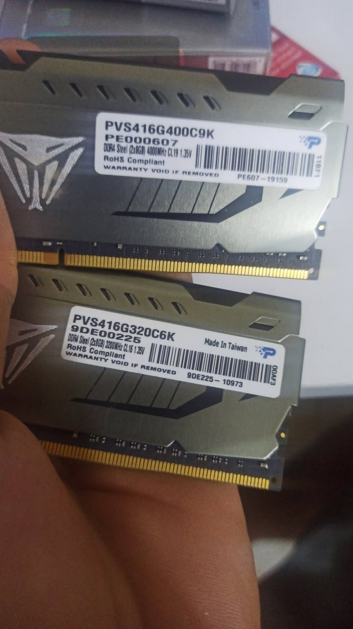 ‏عليكم كيس فقط سعمال 3 اشهر للبيع سعر600 وبي مجال مكاني بغداد البياع رقم الوتساب***********
‏i5 9400f
‏  GTX 1660 SUPER
‏H310 board
‏RAM DRR4 8+8 16 واحد تردد40 وثاني  32تردد
‏M.2 500g
‏Ssd 500g
‏بور 600+80
‏
