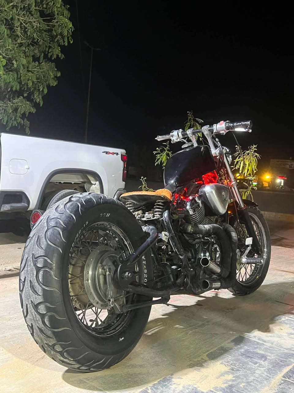 السلام عليكم
 HONDA STEED400
للبيع هوندا ستيد 400 مرقم 🔰
         | رقم :ذي قار |
((محرك مفتوح شرط النعومة والنشاط))
___________________________________________
السعر : مليون و 750 قفل💵
مكاني : الديوانية |🏠
رقم الهاتف: *********** |📱

