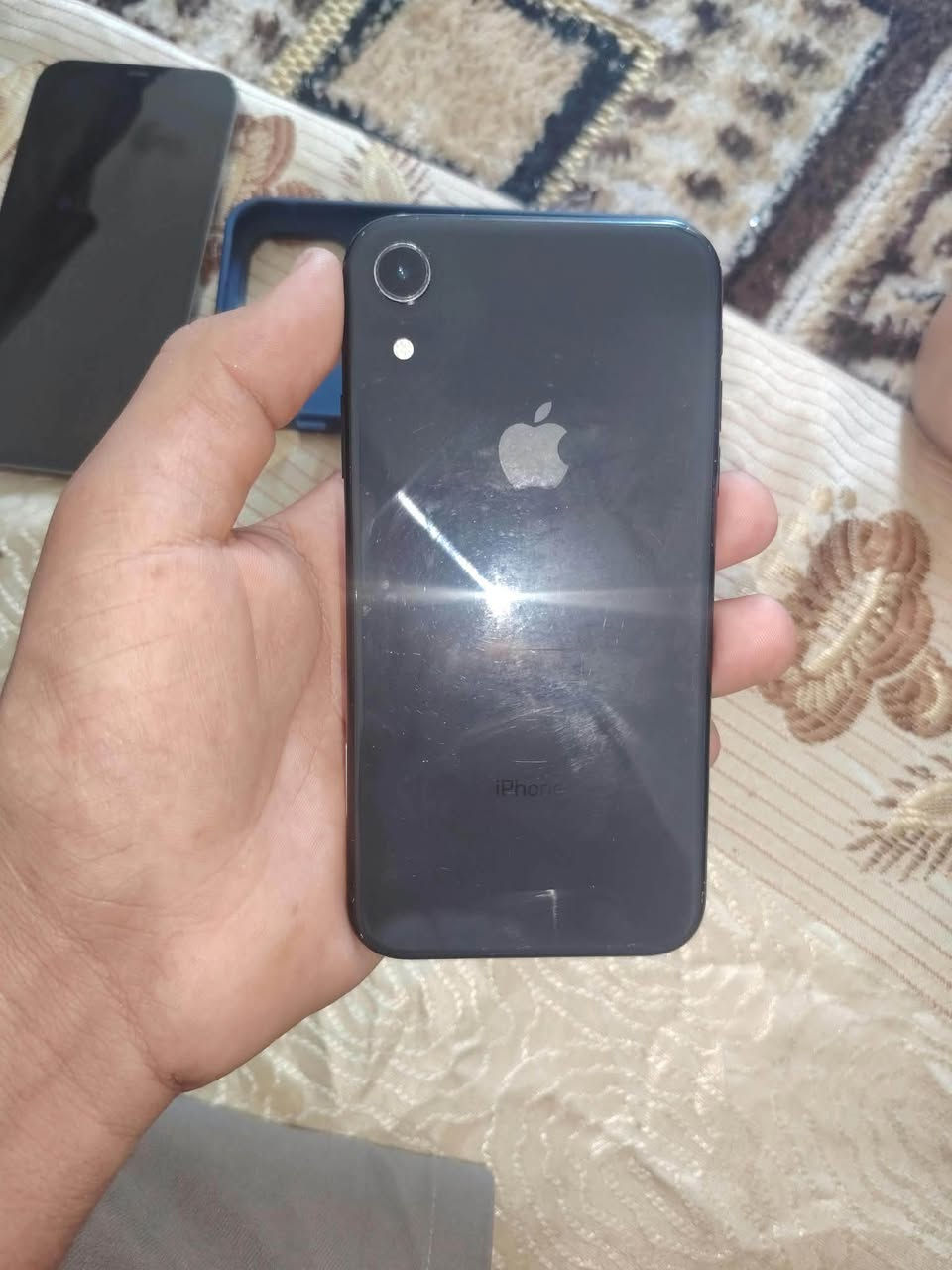 آيفون اكس آر • نضيف • شاشة وبطارية مبدلة