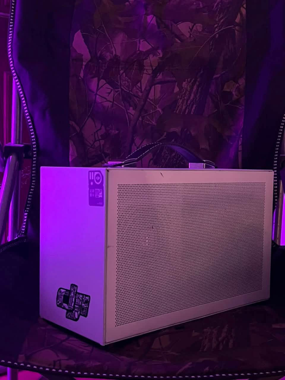 السلام عليكم PC للبيع 

مواصفات : 

R5600x
B450i
Ram 16 3200hz
Asus rtx 4060
Ssd m.2 1tb
Psu sfx 650w
Case s300
Extension cable gen 4

الرقم : ***********

المكان : بغداد
