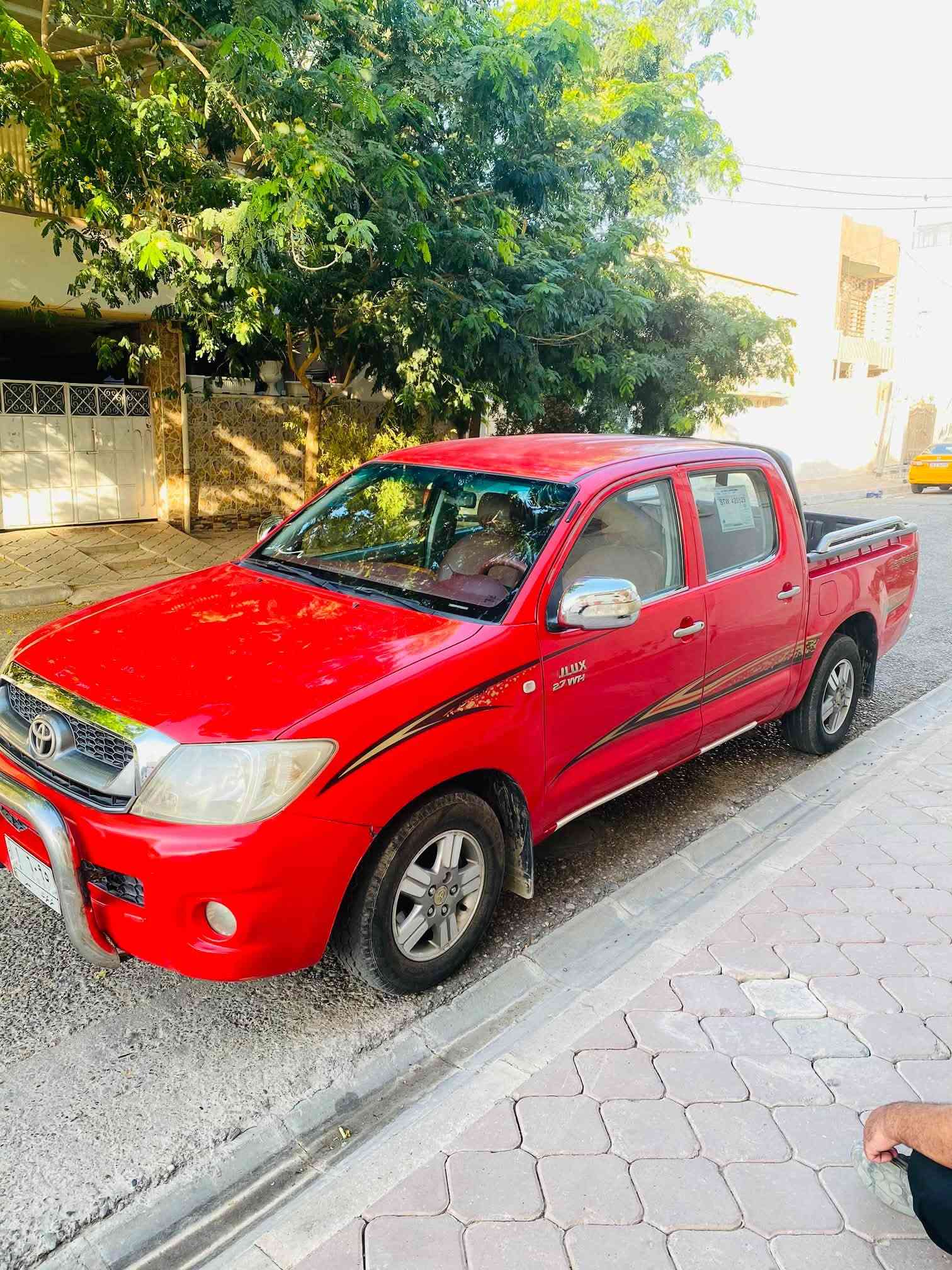 بسم الله وعلى بركة الله

🚙 للبيع هايلوكس موديل 2009
🔴 اللون: أحمر
📍 الموقع: كركوك – حي واحد حزيران
🔢 الرقم: كركوك لماني
📅 السنوية: لغاية نهاية 2028
🛞 التايرات: نص عمر
🔋 البطارية: جديدة
🔧 المحرك: بداية تنقيص
🚘 الجاملغ الخلفي: تعديل، جهة السكن حك شبر
📄 باقي كفالة
⛽ شرط تحويل كابون بانزين
📺 شاشة

💰 السعر: 165 ورقة، قابل للتفاوض

📞 للتواصل:
***********

***********
