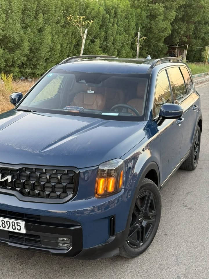 سلام عليكم
كيا تيلورايد 2024
SX- prstage  X-line
سيارة حادث خلفي بدون ايرباك 
سياره زيرو ماشيه 5000
خمس كامرات محيطيه
كشنات VIP منفصل تدفئه وتبريد
شاشه ديجتل متصل 
5 وضعيات قياده
شحن لاسلكي
داته شو
رادارات جانبيه واماميه وخلفيه توقف ذاتي ارتجاج المقود
جنطه خلفيه كهرباء
تشغيل عن بعد
لد امامي خلفي نهاري
فتحتين سقف بنوراما
الداخل جلد قرميدي
بردات خلفيه بلاديه
السياره بيها مواصفات خير من الله البرستيج الاكس لاين معروفه 
سعر السياره 320 وبيها مجال بسيط
مكان السياره بغداد الطالبيه
للاستفسار
***********
