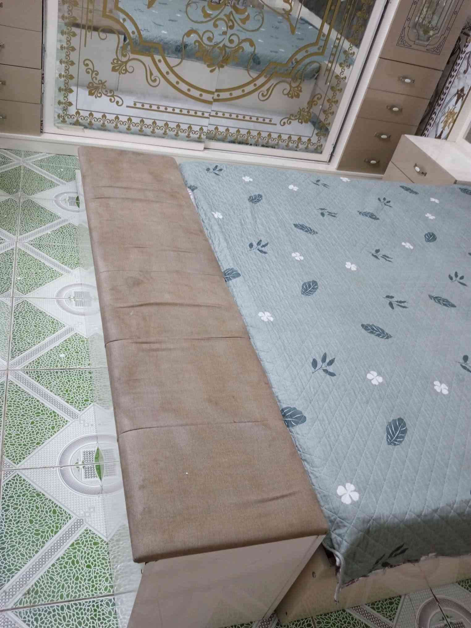 غرفة تركي • ٩ قطع • نضافة مية بالمية