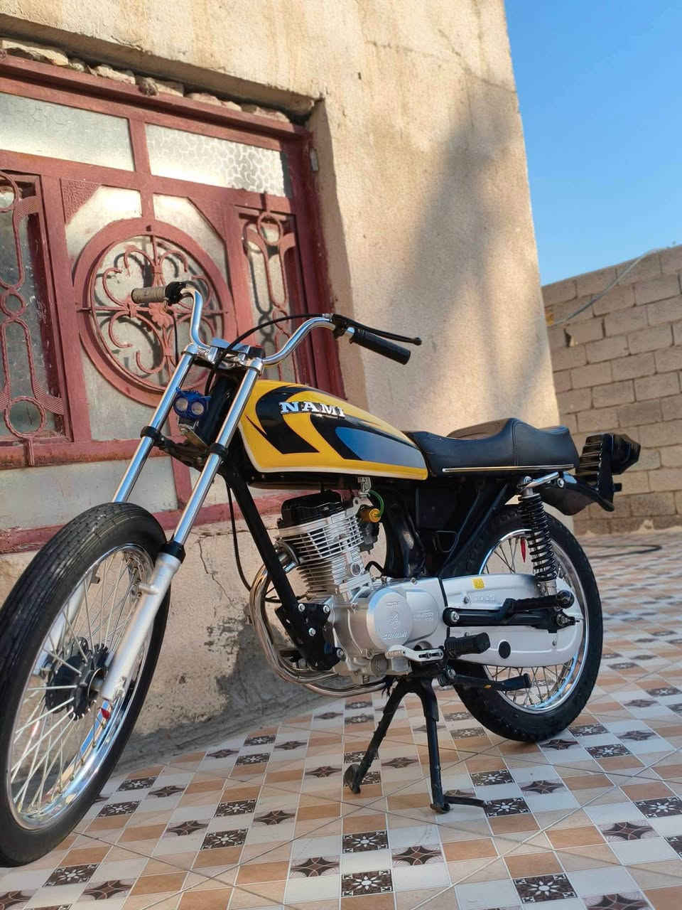 سلام عليكم عندي دراجه للبيع سيجي نامه دراجه ماناقصه شي دك هندر وتروح والغراض اصليه مابيه برقي تجاري رايده 350 محتاج فلوس وريد ابيعه رقمي ***********
