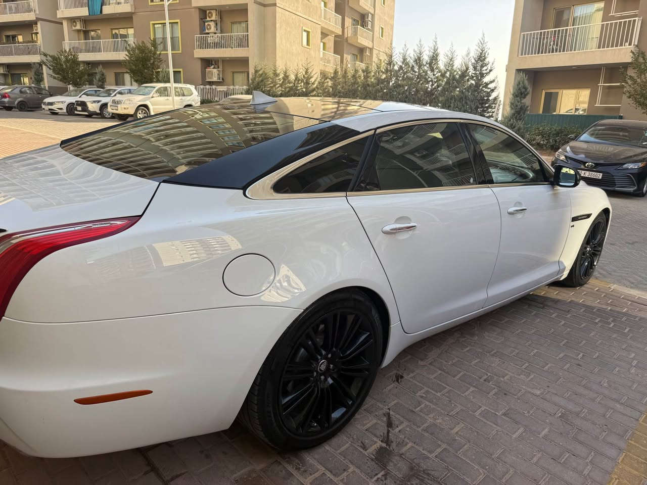 جاكوار XJL • ٢٠١٣ • V6 سوبرجارج