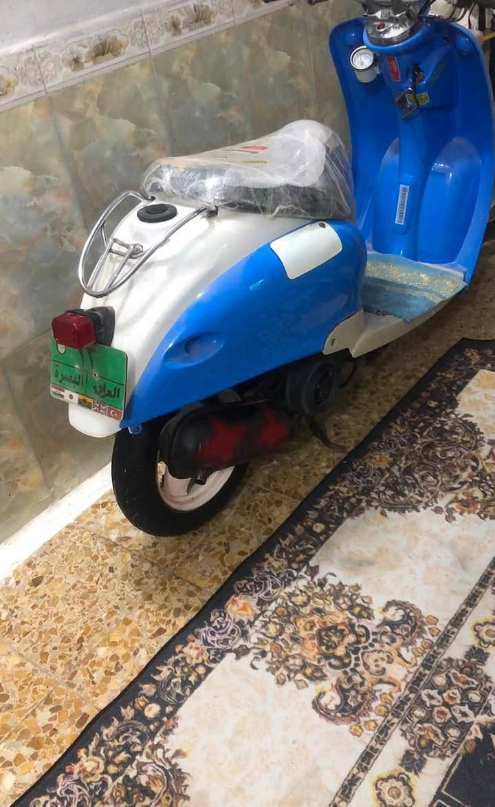 سلام عليكم شباب دراجه عبدالحليم نضيفه حيل مامفتوح برغي مكفوله كفاله عامه سعر 400وبيه مجال رقم فقط اتصل مكان نجف ناحيه الحيره ***********وخاص مفتوح فيس
