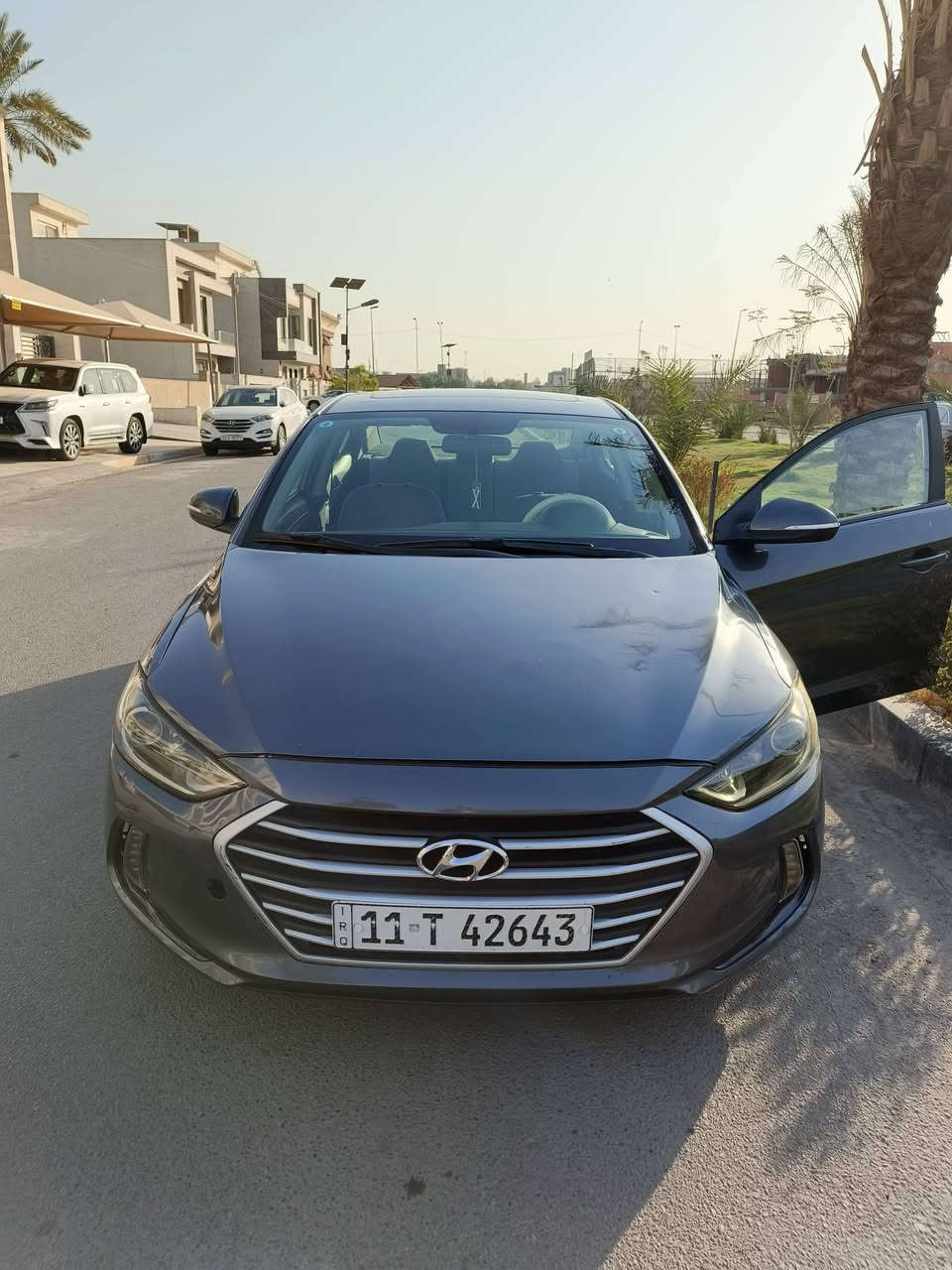 سلام عليكم النترا لمتد 2018 رقم بغداد باسمي وارد أمريكي ضررها حوض التاير مبدل وبالعراق بيه تبديل الجاملغ و ربع البنيد 3 قطع ونص
فول مواصفات 1/1 
فتحة سقف 
بصمة تشغيل وابواب 
تدفئة كشنات امامية وخلفية 
اشاير مري وقلاب 
رادارات امامية وجانبية 
وضعيات خزن 
3 انضمة قيادة 
شاشة كاربلي
منظومة زنون عالي ناصي لد 
بك لايت جنسز لد 
السيارة جاهزة تبريد ومكينة وكير 
مكينة 2000 دوش تنقص ربع كل تبديلة 
وكير At مكفول 
تبريد ثلج 
منظومة مي جديدة 
صدر خلفي جديد وأمامي نواقص بسيطة 
باقي التفاصيل اتصال فقط 
*********** 
السعر 107 ومجال بسيط 
مكاني بغداد
سلام عليكم النترا لمتد 2018 رقم بغداد باسمي وارد أمريكي ضررها حوض التاير مبدل وبالعراق بيه تبديل الجاملغ و ربع البنيد 3 قطع ونص
