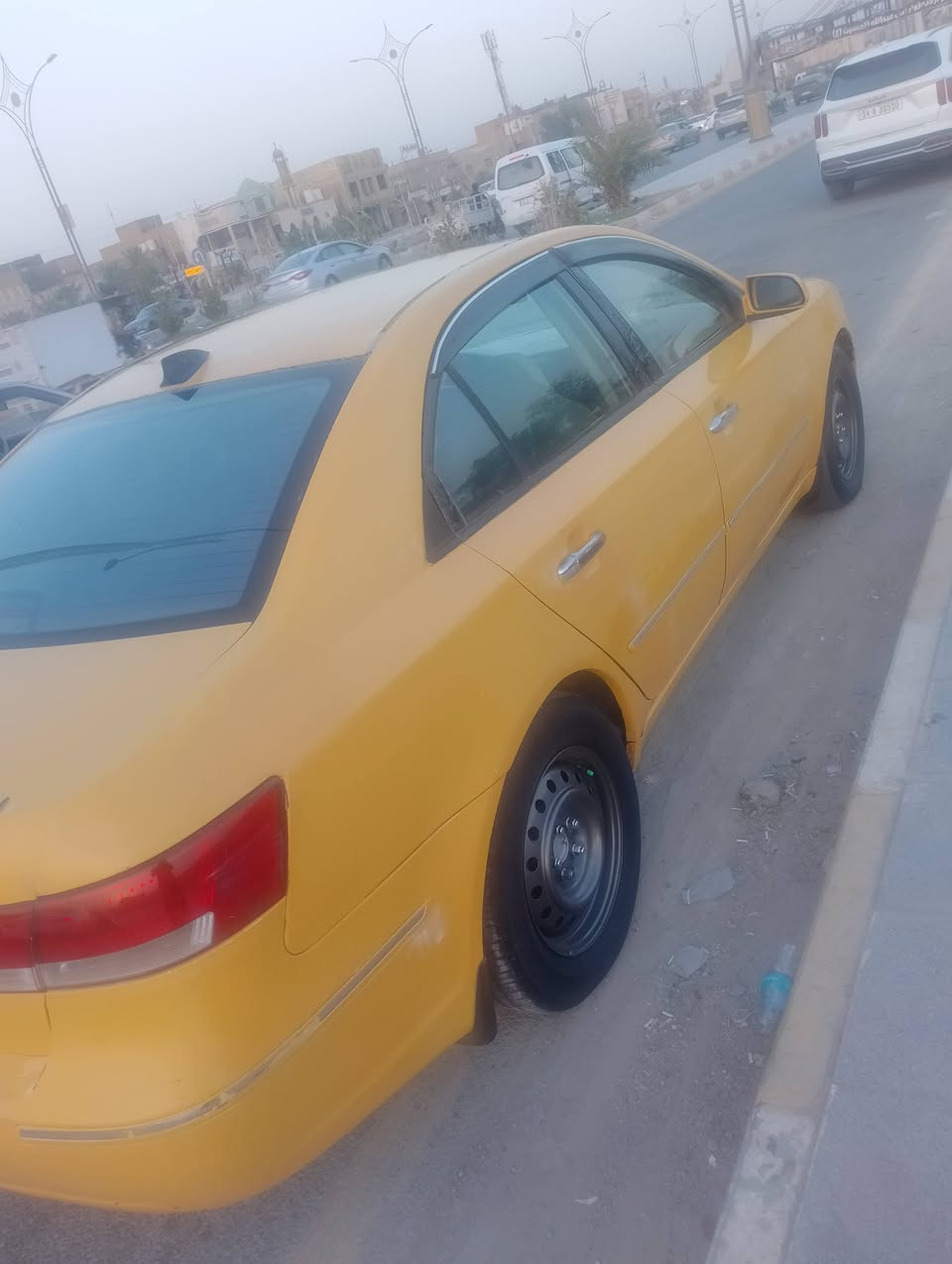 سلام عليكم سوناتا 10خليجي سعر 75عنوان ناصرية ***********
