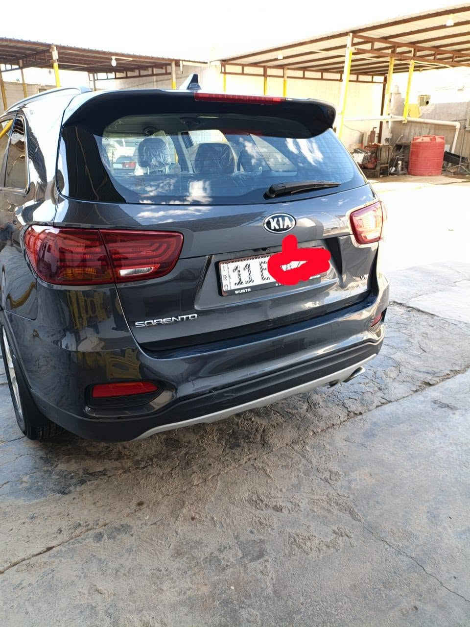 سورنتو • ٢٠١٩ • اسود