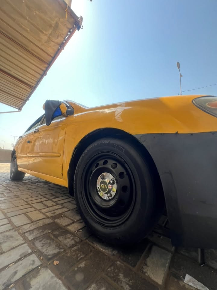 سبكترة 
مديل ٢٠٠٩
كير ومكينة خير من الله 
منضومة تبريد جديدة 
بلكات جدد
راديتر جديد 
ادامة كاملة للمحرك 
فيتبم جديد 
رقم مثنى 
مشروع وطني
مصفرة هيئة وغرامات 
***********
