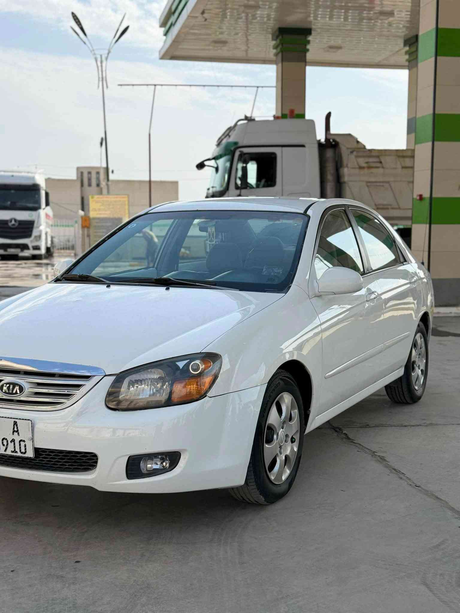 السلام عليكم للبيع كيا سبكترا 2007 رقم انبار الجديد بأسمي سنوية لل2031 كير محرك حدادية تبريد دواخل كلها جديدة ماشية 155 الف محرك 2000 دوش تبريد ثلج تخم تاير جديد كهربائيات كلها شغالة لايت زنون بيها كم قطعة صبغ شاصي لغد تكم مكفولات السعر 75 وبيها مجال ***********
