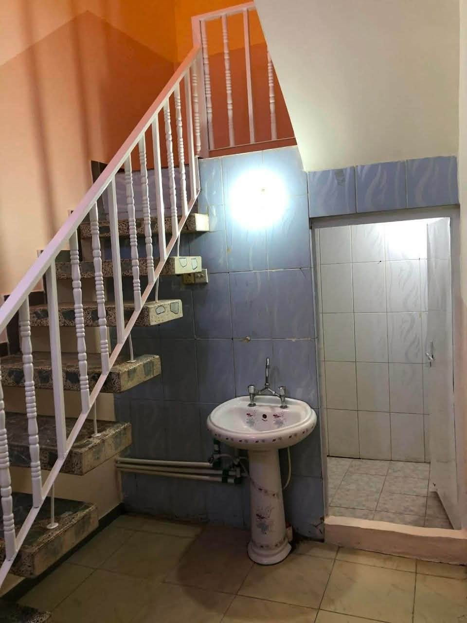 مشتمل للبيع – حي المهندسين
📍 مشتمل بمساحة 100 متر (5×20)
📍 طابو صرف

📍 موقع مميز في حي المهندسين قريب جدًا من شارع المهندسين الرئيسي

📍 يقع في الفرع المقابل لـ مدارس لارا الأهلية

📍 شارع عريض بعرض يقارب 15–20 متر

طابق واحد _يحتوي على غرفه _استقبال_كلدور_مطبخ_صحيات

📞 للاستفسار: 

*********** 

فرصة مناسبة للسكن أو الاستثمار في موقع حيوي وقريب من الخدمات.

25 يونيو
