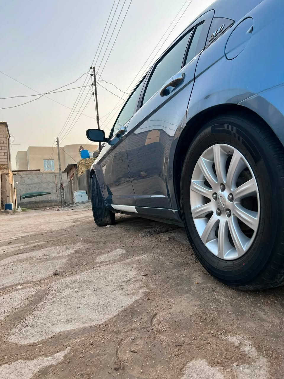السلام عليكم

🚘 سيارة C200 مديل 11 للبيع

• كير ومكينة كفالة
• كشنات مخمل
• تحكم ستيرن
• فتحة سقف
• لايت زينون
• تايرات جديدة
• سيارة مال بيت
السيارة ب اسمي مداور ثاني يوم 

مكاني الناصرية

للتواصل واتساب او الاتصال ***********
