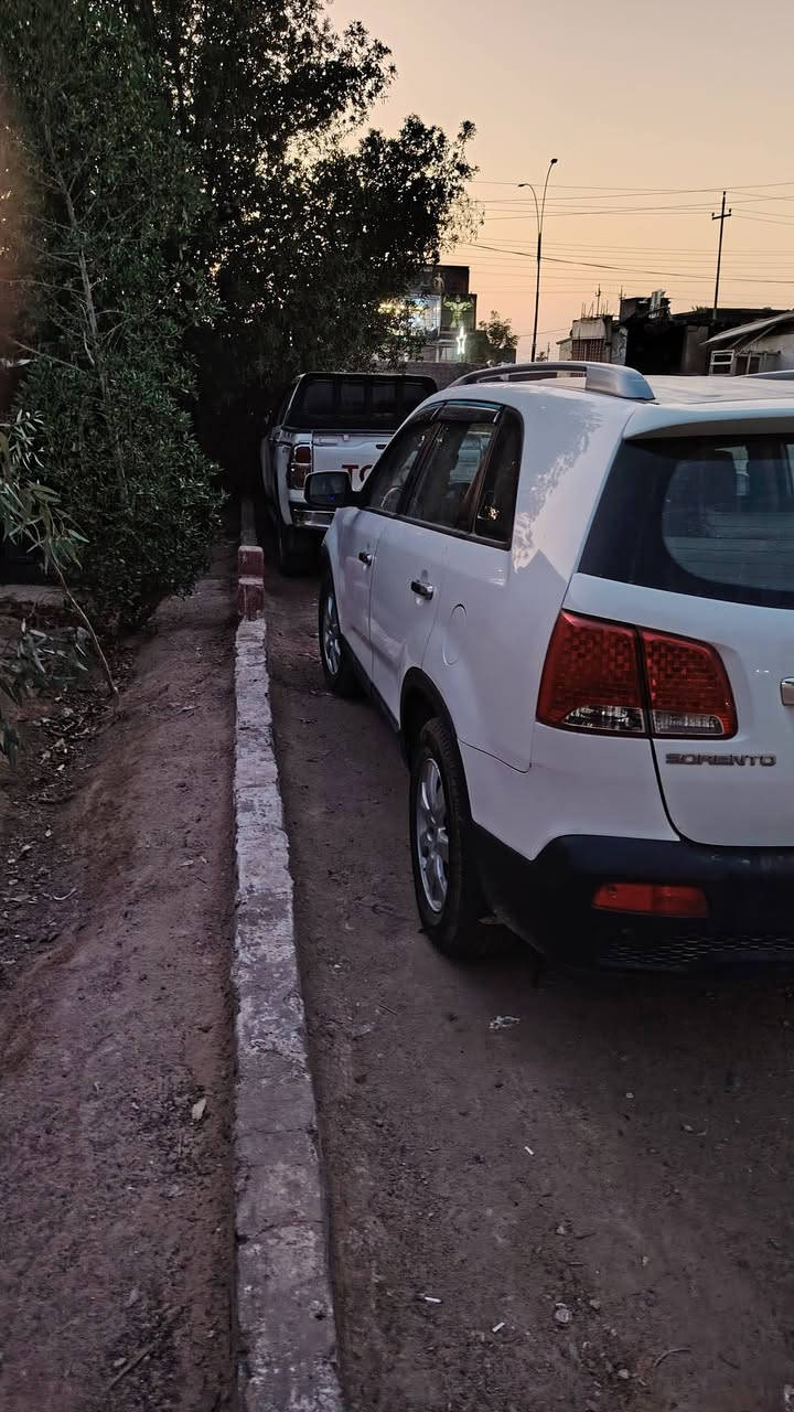 السلام عليكم
كيا سيرنتوا ٢٠١٣ خليجي كوتي رقم بابل بسمي 
تحويل مباشر جيدة تبريد ثلج ثلاث قطع  تخم تاير حداديه جديدة اشاير بالمري كامره شاشة دوشمه جلد
مال جناي سبعة راكب محرك ٢٤٠٠ دوش  المكان بابل المركز *********** ***********
