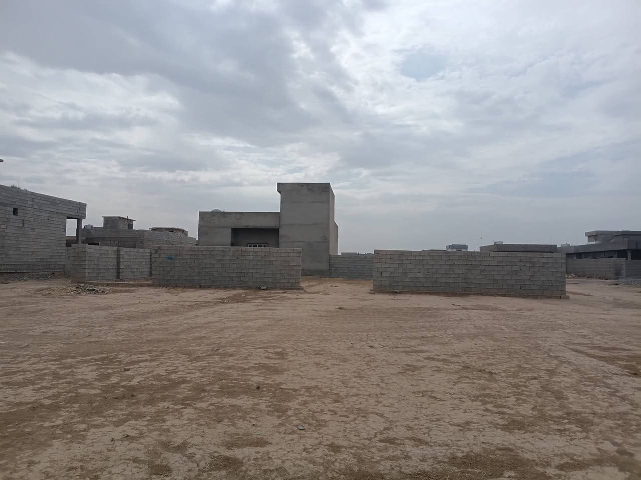 الفاروق • ١٠٠٠م • بيت