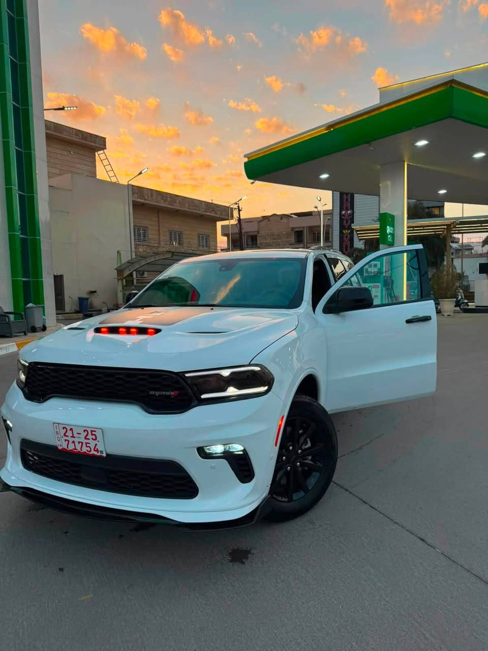 دوج دورينكو 2023 gt ضرر بنيد وجامرلغ مبدل بلادي بدون صبغ سيارة ماشية ٥٠ ميل سعر مناسب ٢٥٥ ورقه مرقم جاهز مكاني كركوك لل استفسار ***********
