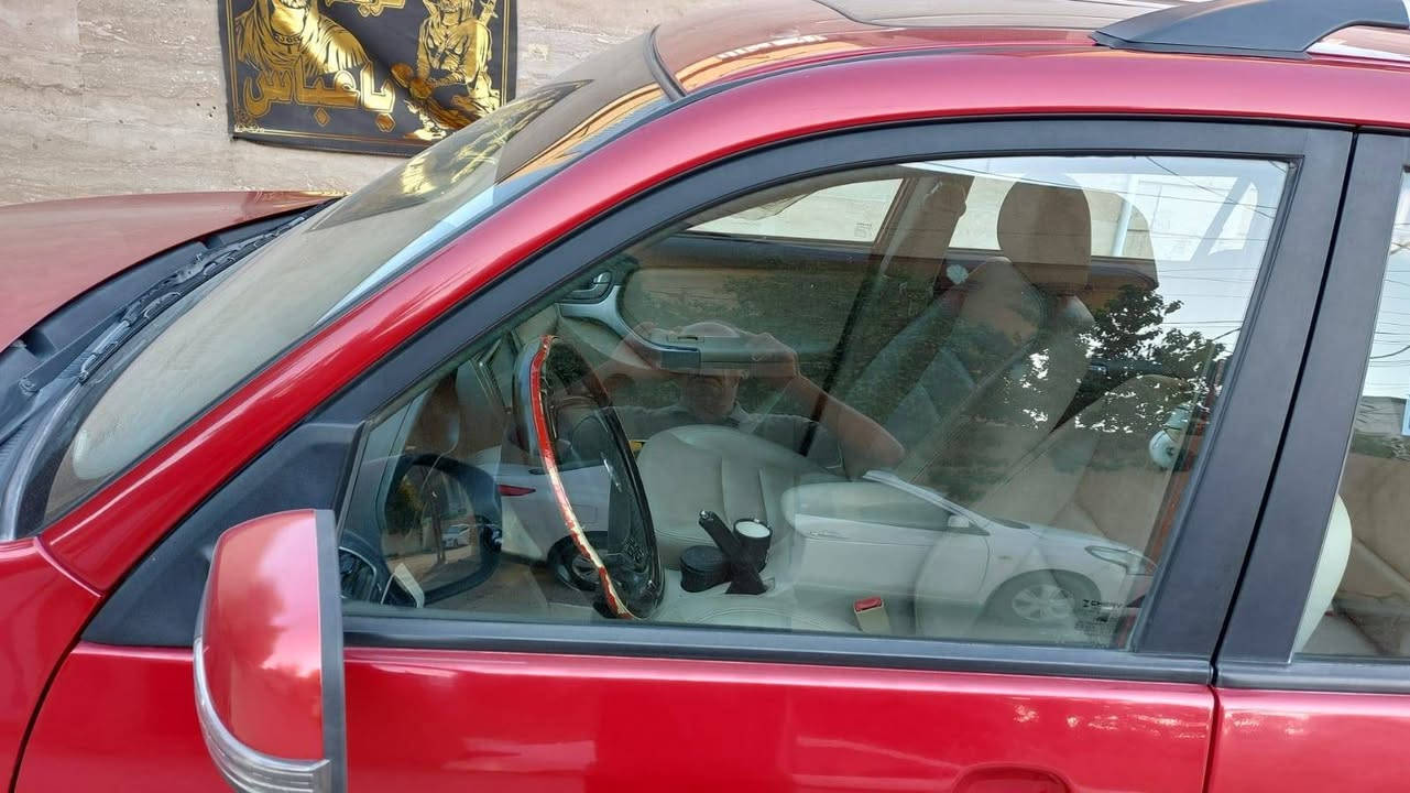 سيارة جديدة ماشية بالثلاثين رقم بغداد باسمي استعمال قليل حلة حي الكرامة استفسار الهاتف *********** حلة, بابل
