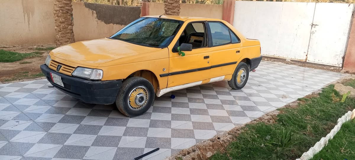 السلام عليكم بيجو باص موديل 2009 مكفوله 
السعر 12 وبيها مجال 
***********
