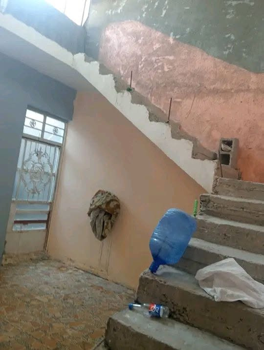 متوفر بيت للبيع حي اور الشيشان 

مساحة 100 متر

طابق واحد 

لباقي التفاصيل خاص
