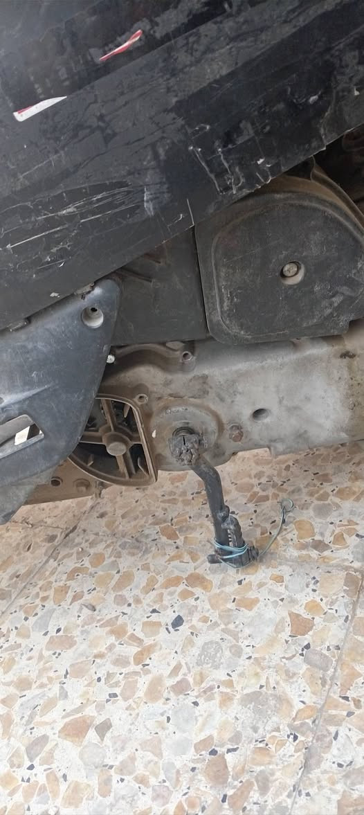 بوليس صيني • تشتغل • باتري كاعد