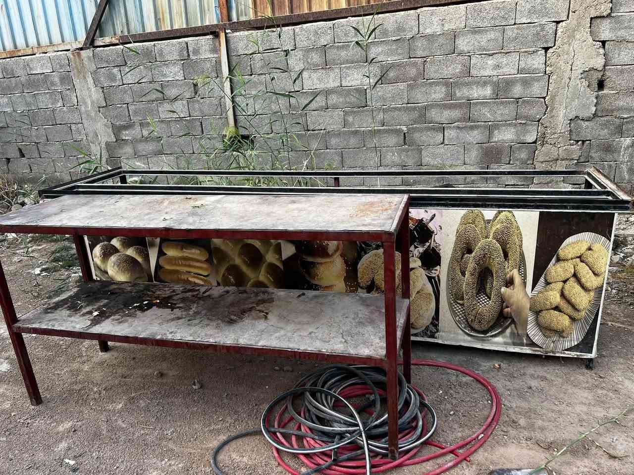 أشيل ١٥ صينية • ميز عرض كهربائي • خانة كعك