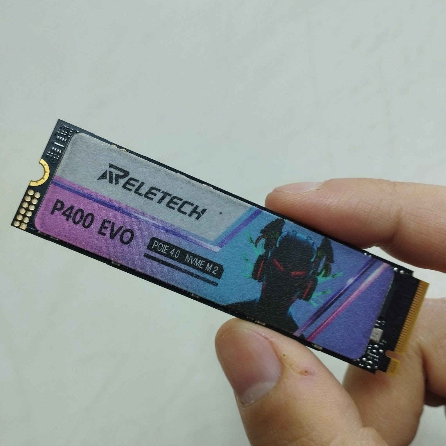 متوفر 
رامات DDR5 RAM
JUHOR 32GB 16×2 5600MHZ
سعر 450 الف سعر ثابت

RELETECH P400 EVO 1T M.2 نسخة DRAM جديد
سعر 165

SAMSUNG M.2 1T مسحوب من لابتوب HEALTH 98% 
سعر 145

Samsung portable SSD T7 1T جديد OPEN BOX كامل الملحقات 
سعر 250 الف 

SABRENT 4T M.2 HEALTH 100% 
سعر 450 الف

للتواصل خاص او واتساب ***********

